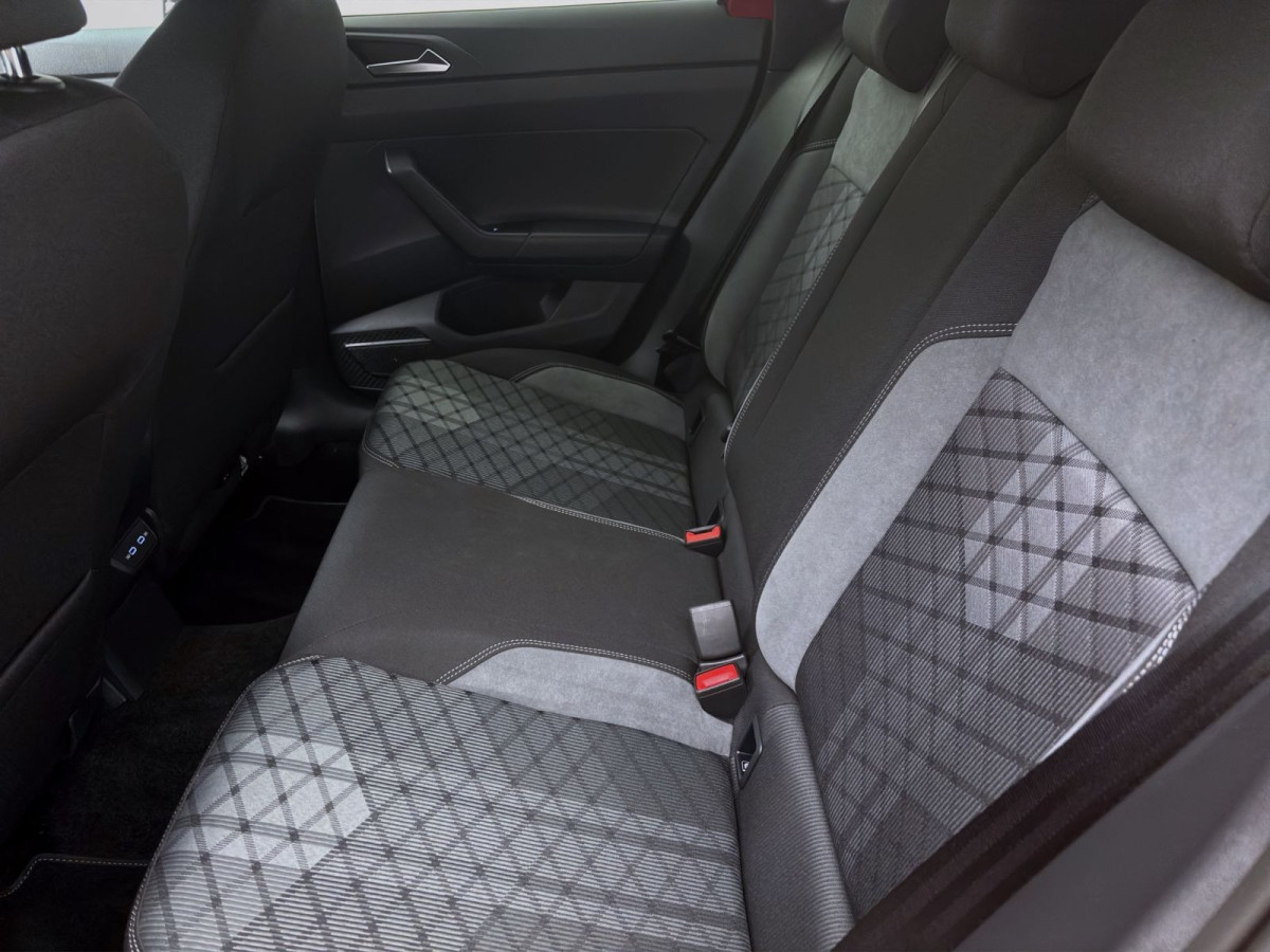 Thumb 15: Volkswagen Polo 1.0 TSI DSG R-LINE NAVI KAMERA IQ.LIGHT SITZHZG