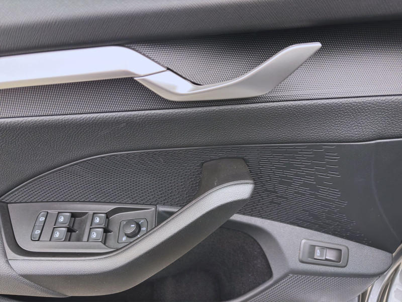 Bild 10: Škoda Octavia Combi 2.0 TDI DSG TOUR STDHZG PANO 360° HuD