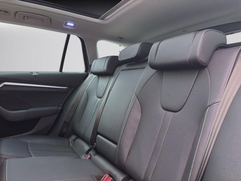 Bild 15: Škoda Octavia Combi 2.0 TDI DSG TOUR STDHZG PANO 360° HuD