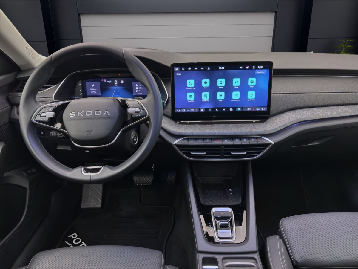 Thumb 13: Škoda Octavia Combi 2.0 TDI DSG TOUR STDHZG PANO 360° HuD