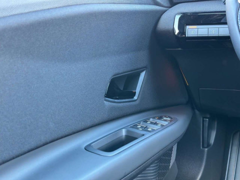 Ansicht 12 - Neuwagen Fahrzeug, Modell Micra der Marke Nissan von Verkäufer Auto Lutz GmbH