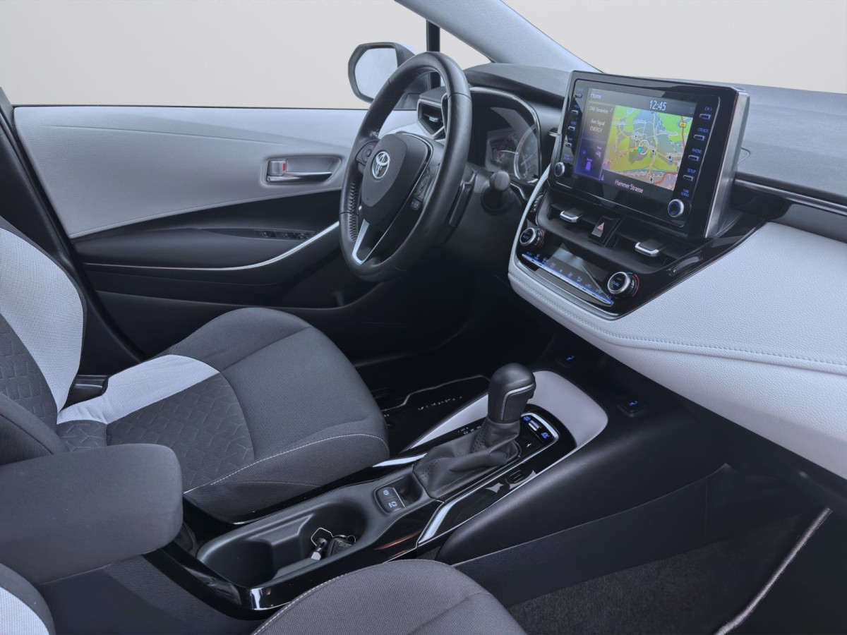 Thumb 17: Toyota Corolla Touring Sports 2.0 hybrid BUSINESS EDITION KLIMA SITZHZG NAVI