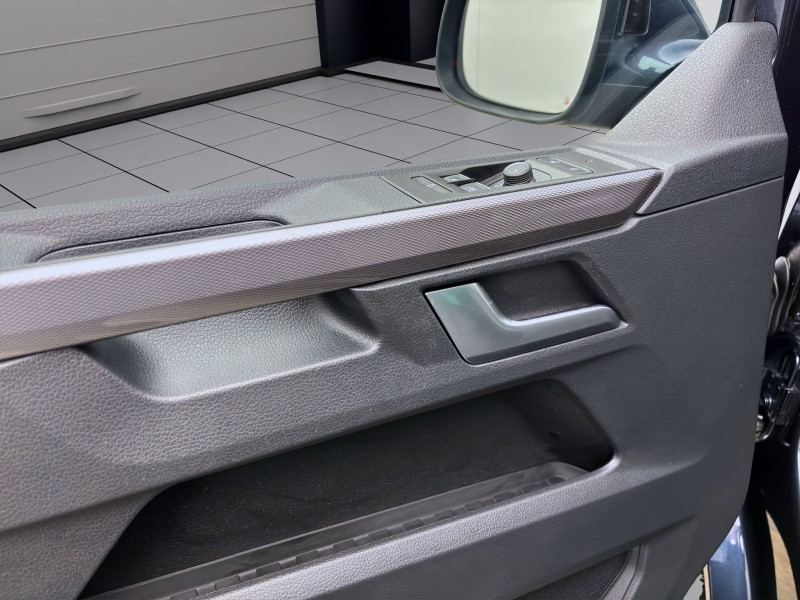 Bild 9: Volkswagen T6.1 Multivan 2.0 TDI DSG 4M GENERATION SIX STDHZG KAMERA PDC