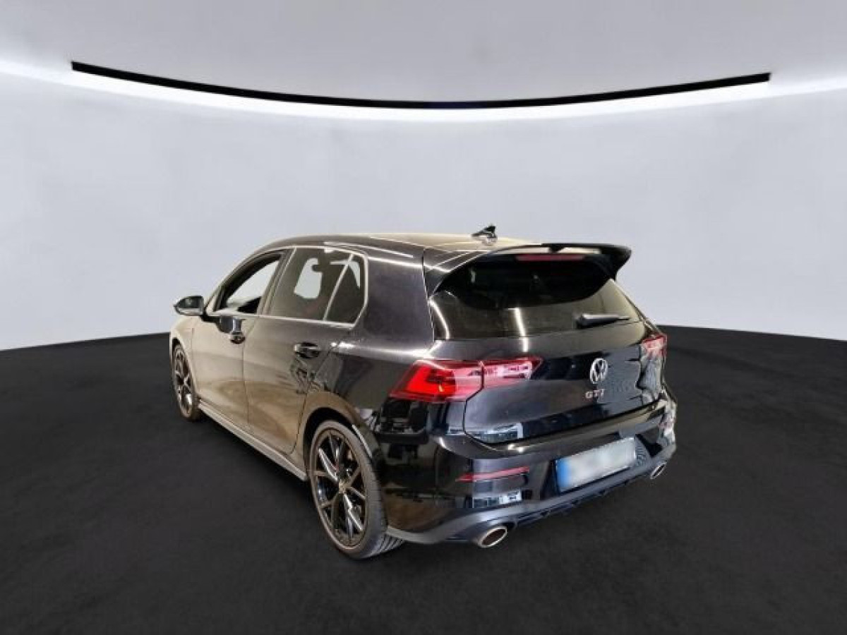 Thumb 3: Volkswagen Golf GTI CLUBSPORT PANO NAVI SITZHZG IQ.LIGHT
