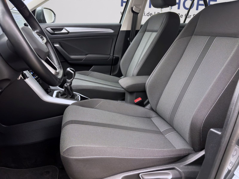 Bild 9: Volkswagen T-Roc 1.0 TSI LIFE AHK PDC KLIMA LED