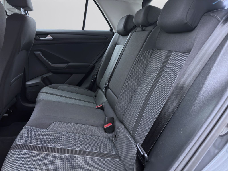 Bild 15: Volkswagen T-Roc 1.0 TSI LIFE AHK PDC KLIMA LED