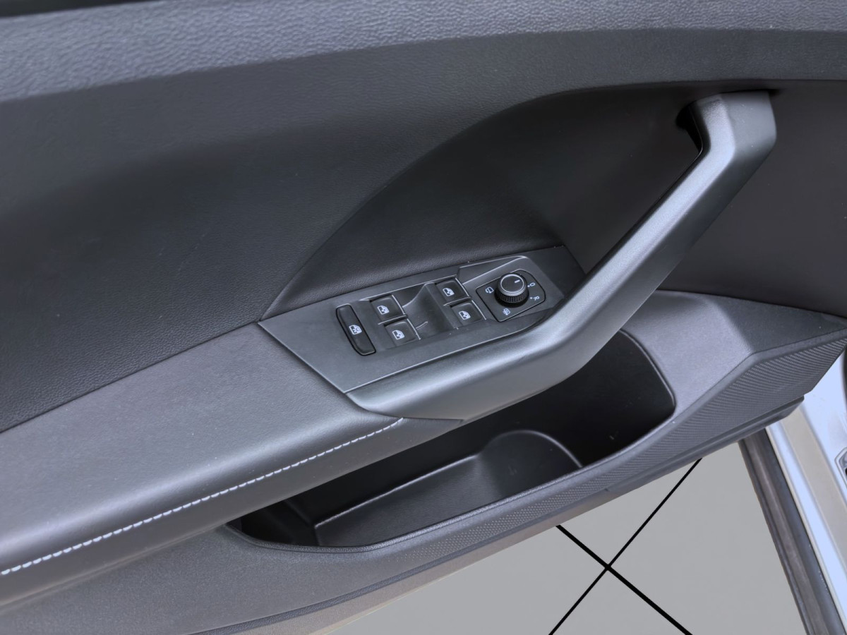 Thumb 10: Volkswagen T-Cross 1.0 TSI DSG ENERGY KAMERA SITZHZG LED PDC