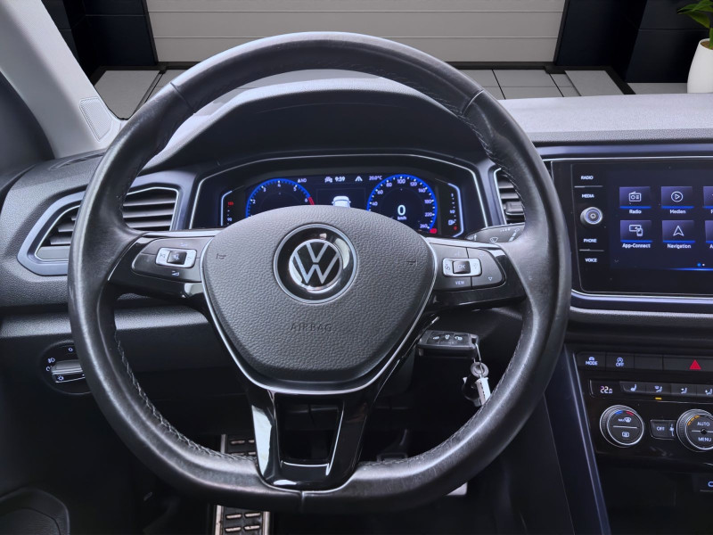 Bild 11: Volkswagen T-Roc 1.5 TSI UNITED NAVI PDC SITZHZG KLIMA
