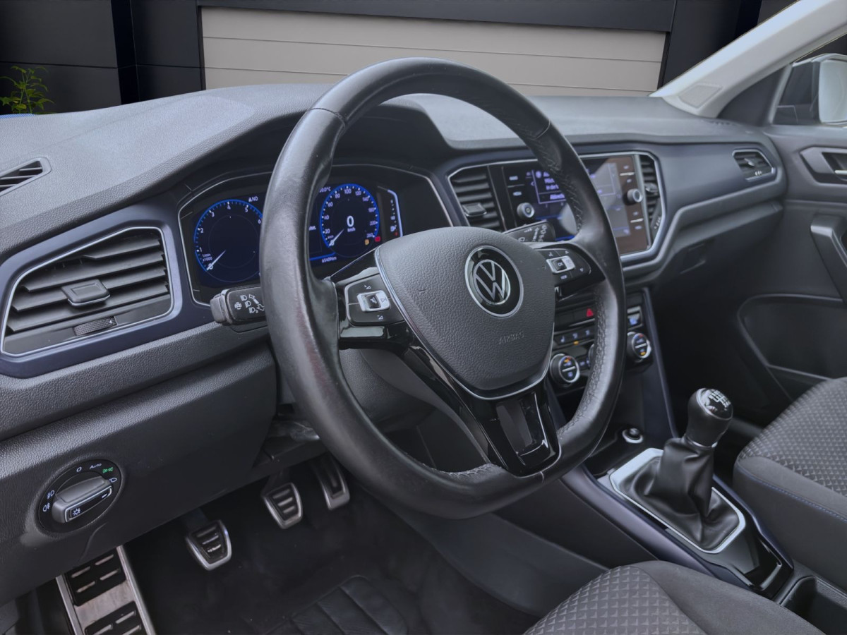 Thumb 9: Volkswagen T-Roc 1.5 TSI UNITED NAVI PDC SITZHZG KLIMA