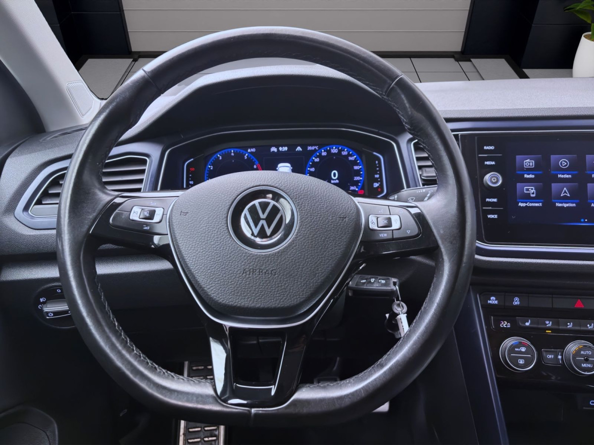 Thumb 11: Volkswagen T-Roc 1.5 TSI UNITED NAVI PDC SITZHZG KLIMA