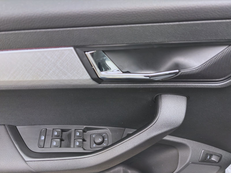 Bild 10: Škoda Karoq 2.0 TDI DSG TOUR AHK NAVI KAMERA SITZHZG