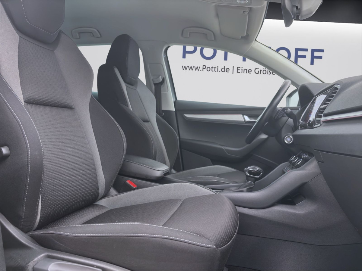 Thumb 16: Škoda Karoq 2.0 TDI DSG TOUR AHK NAVI KAMERA SITZHZG