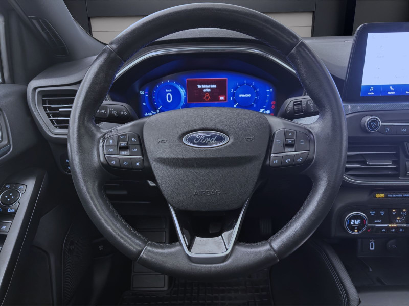 Bild 11: Ford Focus Turnier 1.5 EcoBoost ACTIVE X PANO KAMERA NAVI HuD