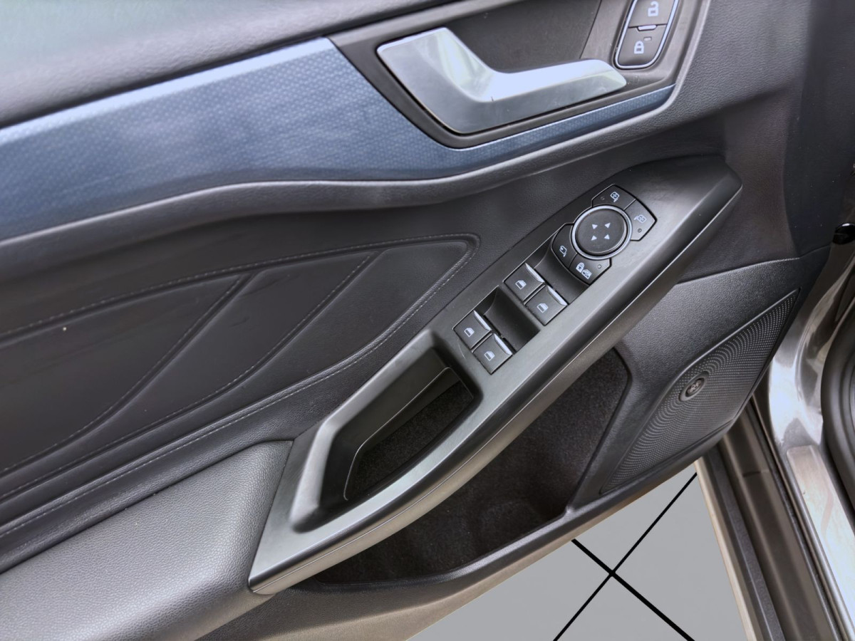Thumb 10: Ford Focus Turnier 1.5 EcoBoost ACTIVE X PANO KAMERA NAVI HuD