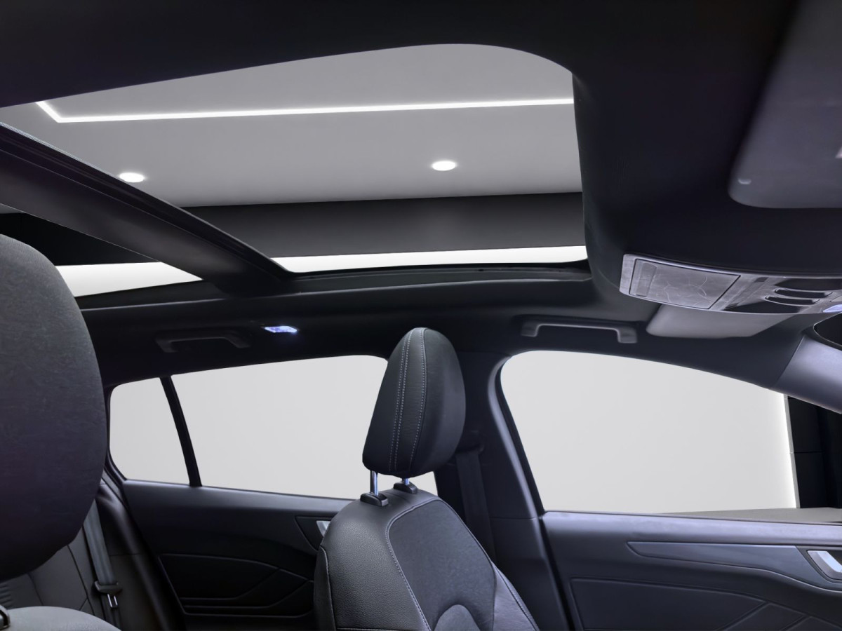 Thumb 17: Ford Focus Turnier 1.5 EcoBoost ACTIVE X PANO KAMERA NAVI HuD