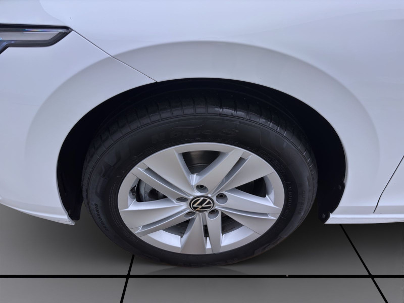 Bild 8: Volkswagen Golf Variant 2.0 TDI DSG LIFE STDHZG PANO NAVI KAMERA