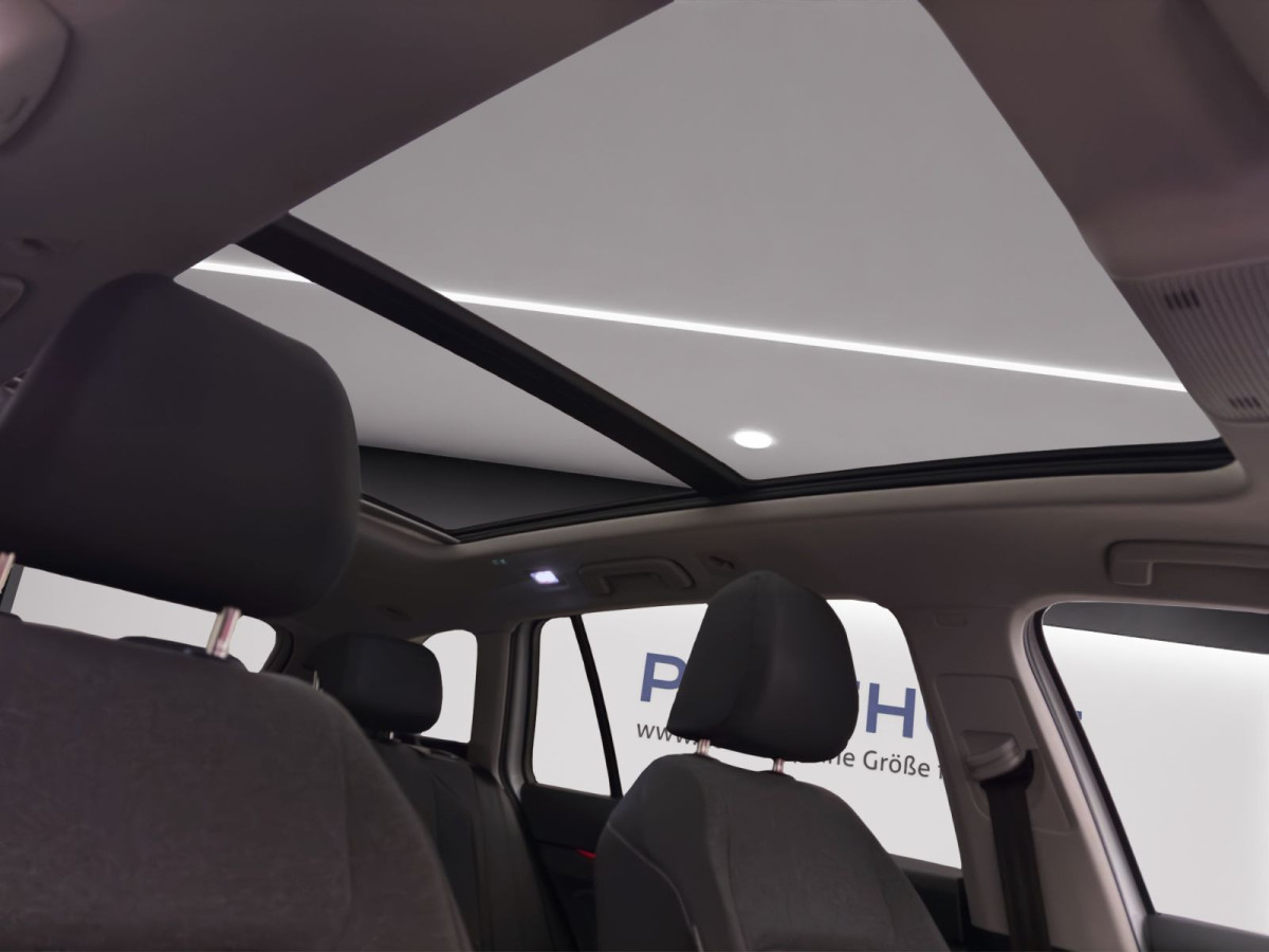Thumb 17: Volkswagen Golf Variant 2.0 TDI DSG LIFE STDHZG PANO NAVI KAMERA