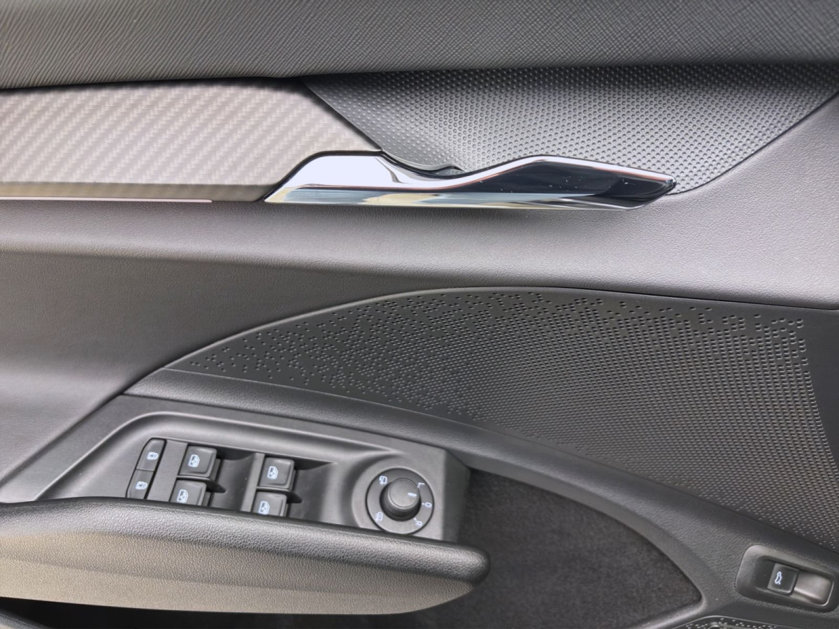 Thumb 10: Škoda Enyaq iV Coupé RS SUITE PANO AHK NAVI CANTON