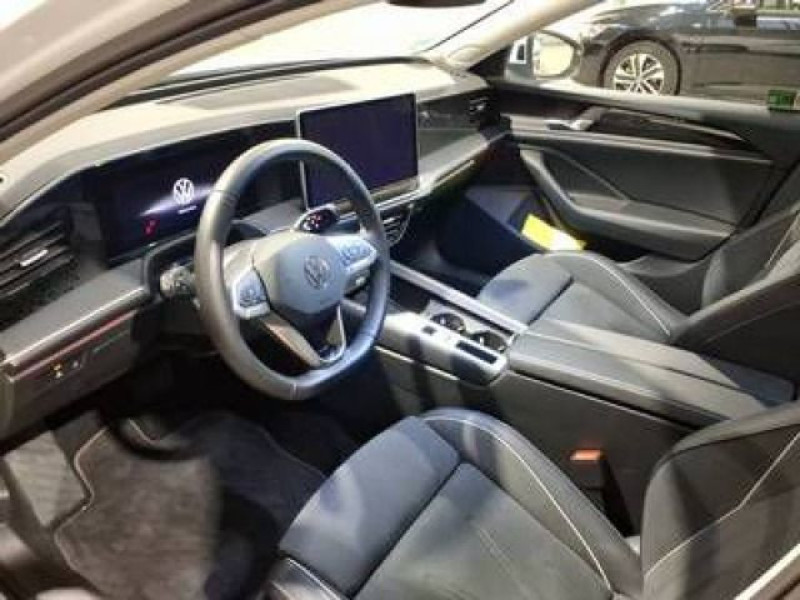 Bild 3: Volkswagen Passat Variant 1.5 eTSI DSG BUSINESS NAVI AHK KAMERA KLIMA