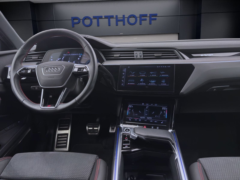 Bild 13: Audi Q8 55 e-tron Q S LINE PANO AHK B&O NAVI+