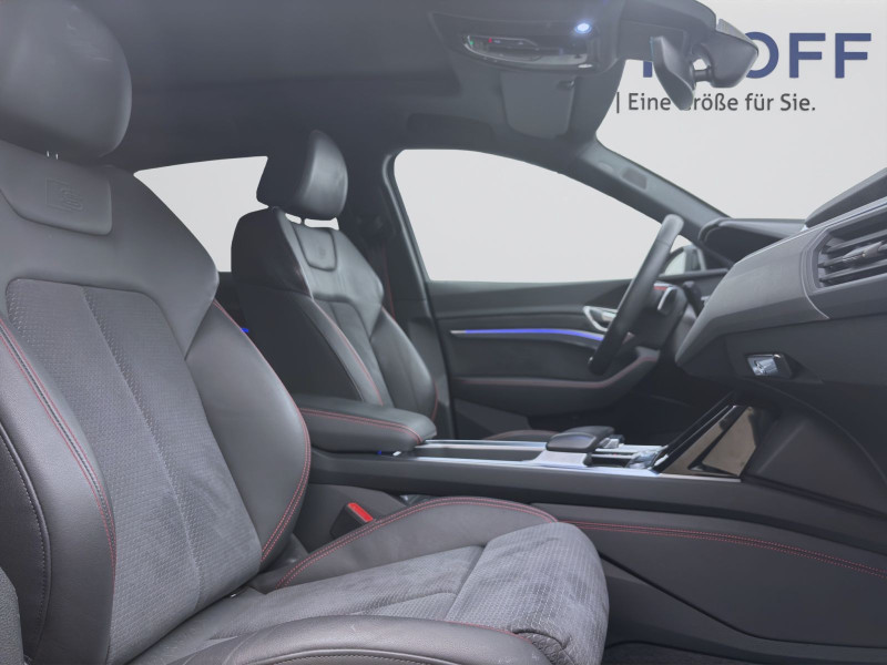 Bild 16: Audi Q8 55 e-tron Q S LINE PANO AHK B&O NAVI+