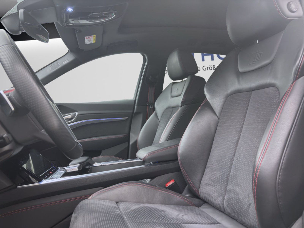 Thumb 9: Audi Q8 55 e-tron Q S LINE PANO AHK B&O NAVI+