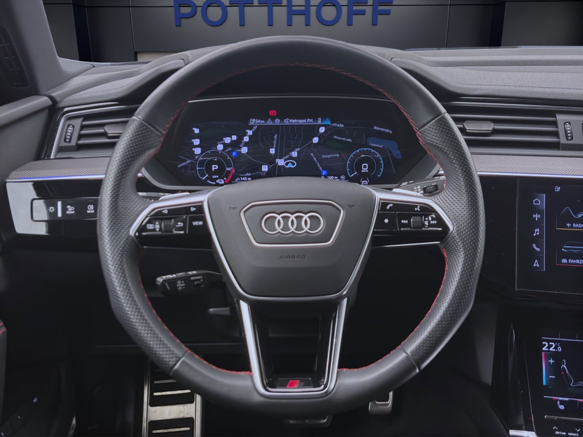 Thumb 11: Audi Q8 55 e-tron Q S LINE PANO AHK B&O NAVI+