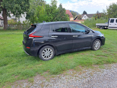 Ansicht 4 - Gebrauchtwagen Fahrzeug, Modell Leaf der Marke Nissan von Verkäufer Autohaus Roland Stern - Zweigniederlassung der Autohaus MKM Huber GmbH