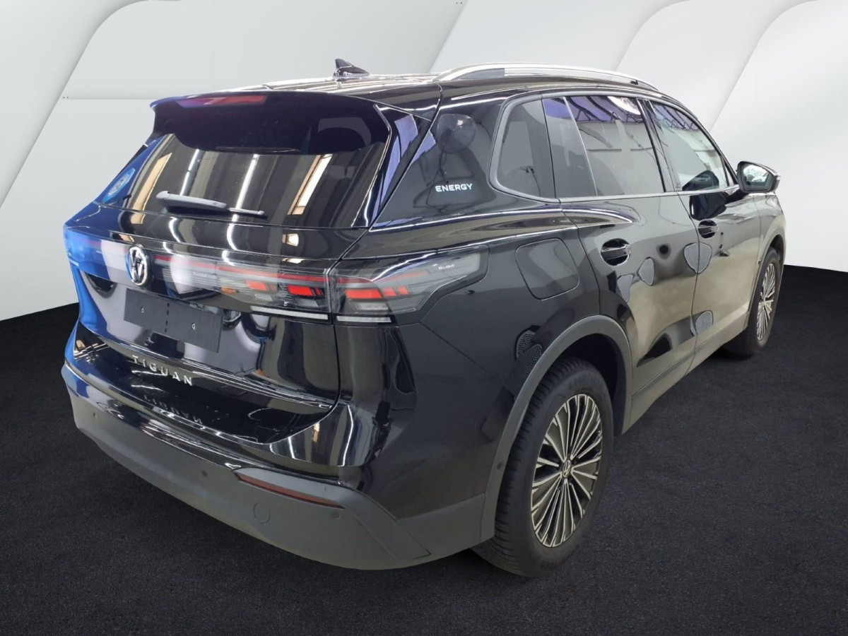 Thumb 2: Volkswagen Tiguan 2.0 TDI DSG ENERGY AHK NAVI KAMERA LED+