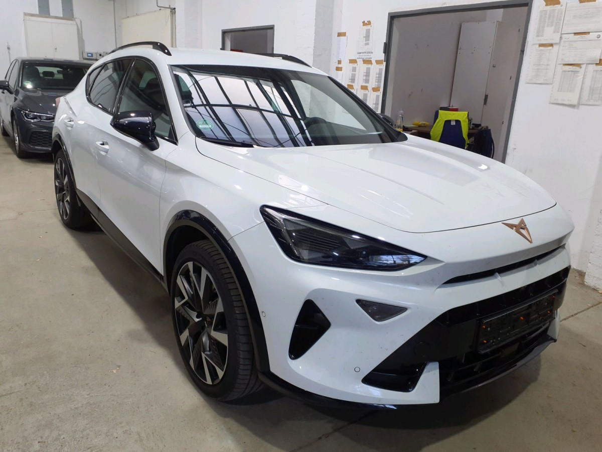 Thumb 2: Cupra Formentor 1.5 TSI e-Hybrid DSG VZ AHK NAVI KAMERA