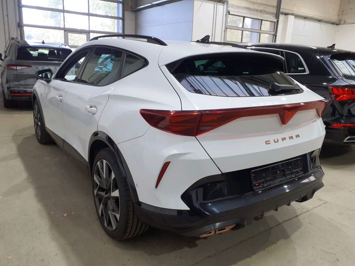 Thumb 3: Cupra Formentor 1.5 TSI e-Hybrid DSG VZ AHK NAVI KAMERA