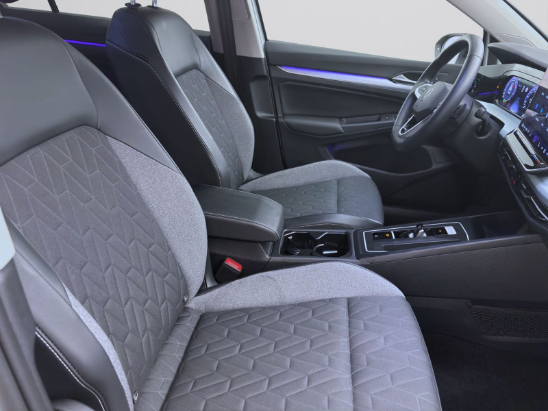 Bild 16: Volkswagen Golf 1.5 eTSI DSG ENERGY AHK KAMERA NAVI PDC