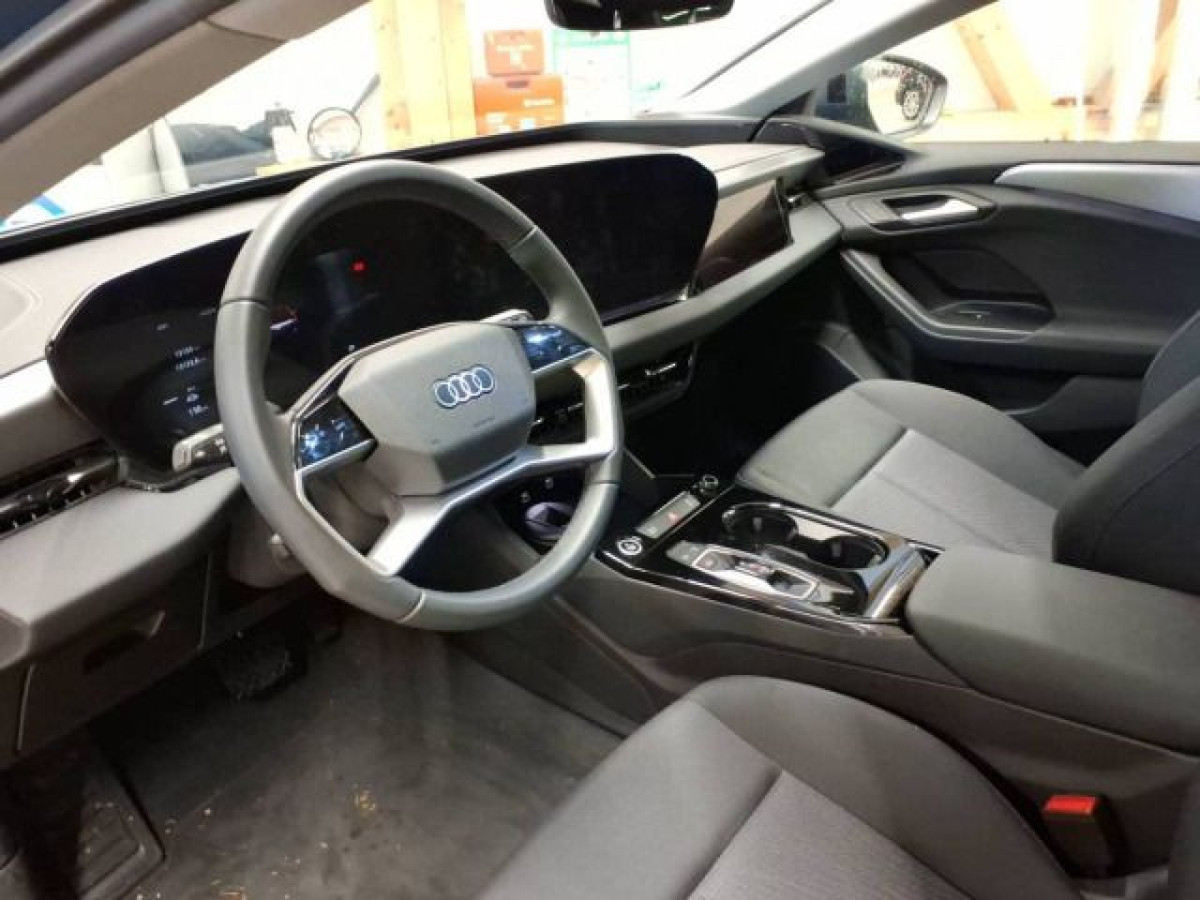 Thumb 3: Audi A6 Avant e-tron AHK SITZHZG VIRTUAL LED+