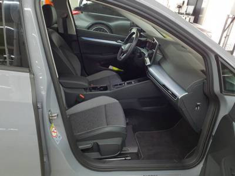 Bild 4: Volkswagen Golf 1.5 eTSI DSG ENERGY AHK NAVI KAMERA LED+