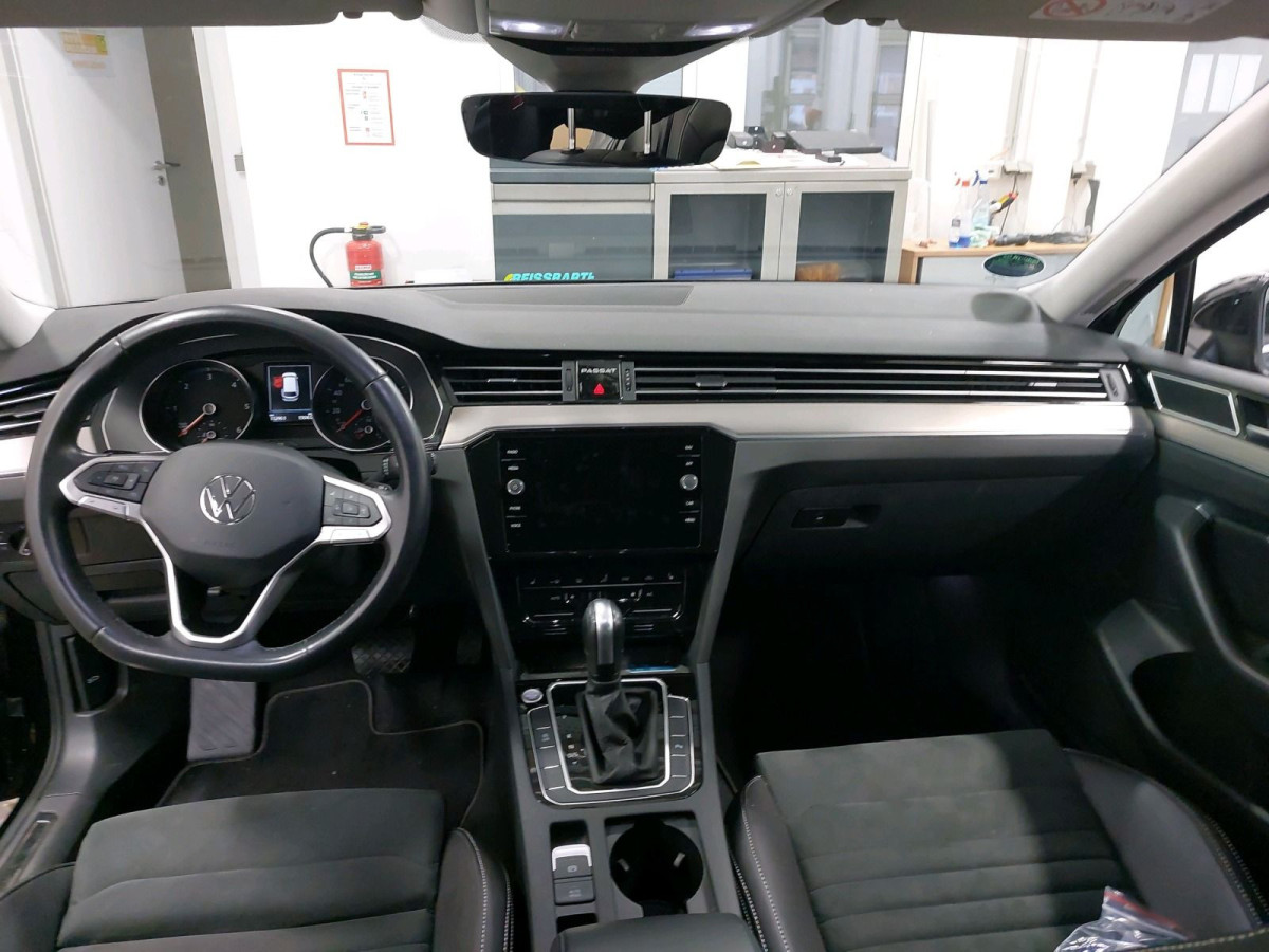 Thumb 5: Volkswagen Passat Variant 2.0 TDI DSG ELEGANCE NAVI KAMERA AHK SITZHZG