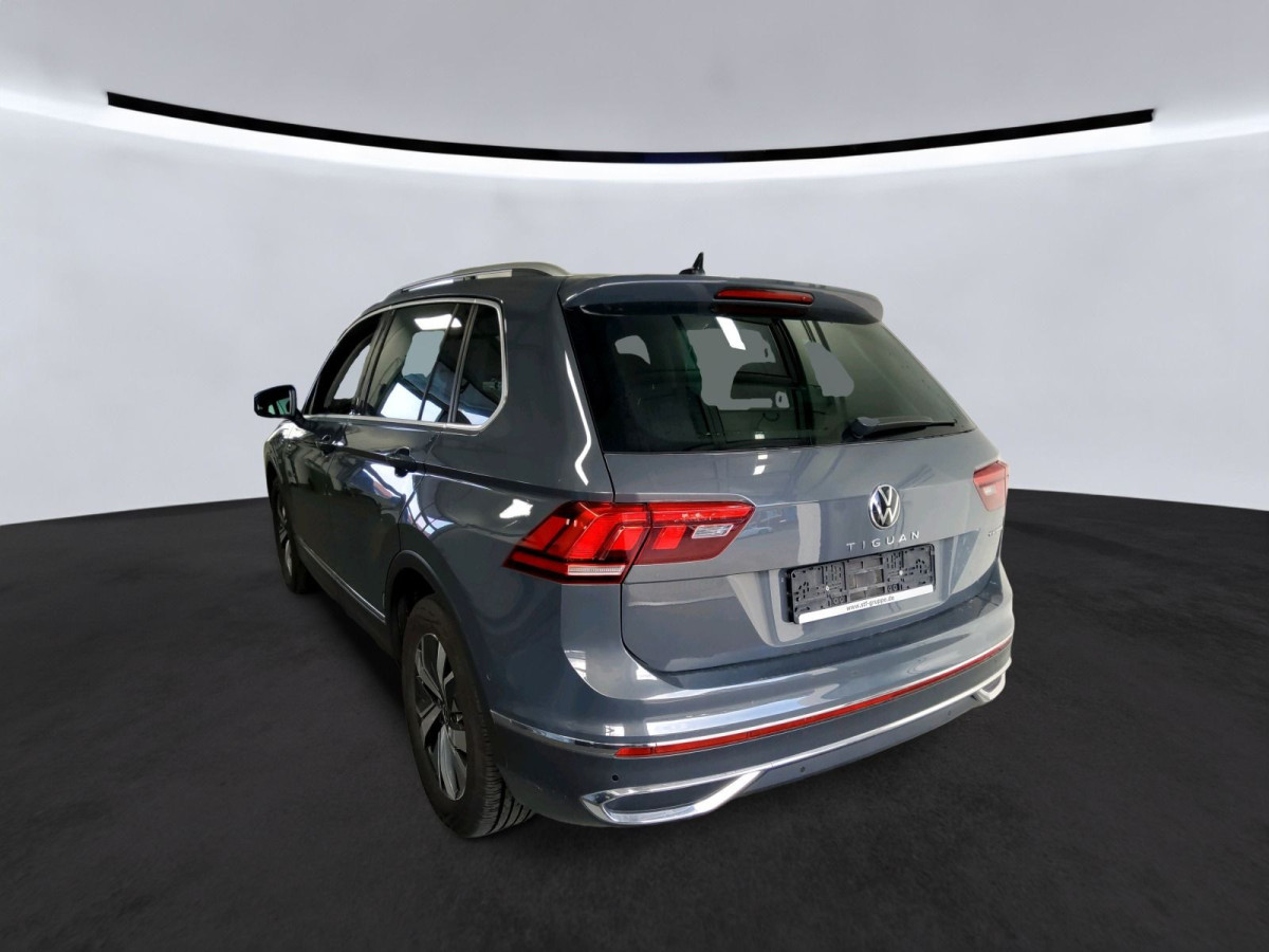 Thumb 3: Volkswagen Tiguan 1.4 TSI eHybrid DSG ELEGANCE PANO NAVI AHK KAMERA