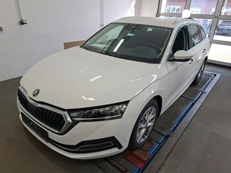 Bild 1: Škoda Octavia Combi 2.0 TDI DSG STYLE NAVI HuD PDC SITZHZG