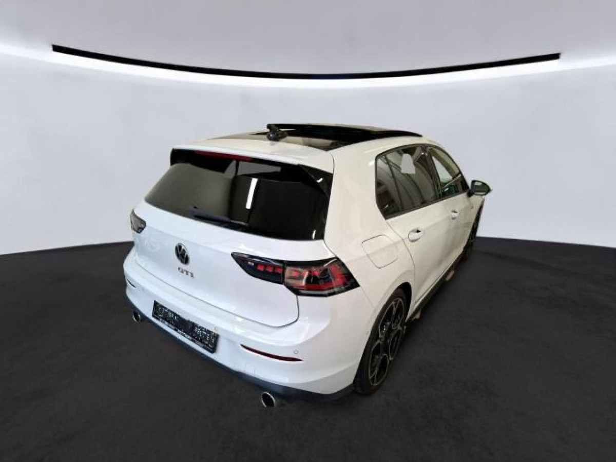 Thumb 2: Volkswagen Golf GTI PANO KAMERA NAVI IQ.LIGHT HuD