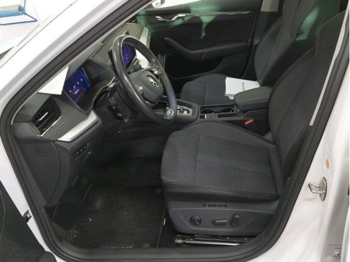 Thumb 3: Škoda Octavia Combi 2.0 TDI DSG STYLE NAVI HuD PDC SITZHZG