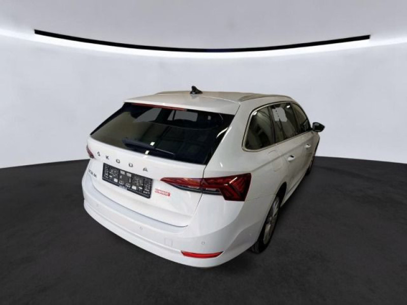 Bild 2: Škoda Octavia Combi 2.0 TDI DSG STYLE NAVI HuD LED SITZHZG