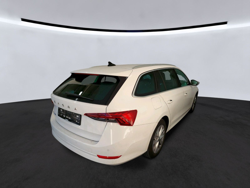 Bild 4: Škoda Octavia Combi 2.0 TDI DSG STYLE NAVI SITZHZG KAMERA HuD
