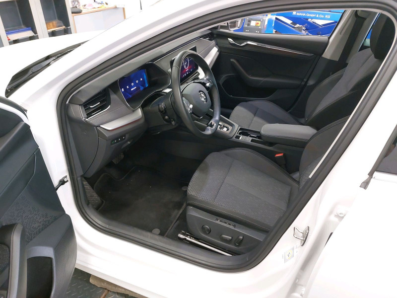 Bild 4: Škoda Octavia Combi 2.0 TDI DSG STYLE AHK NAVI SITZHZG KAMERA