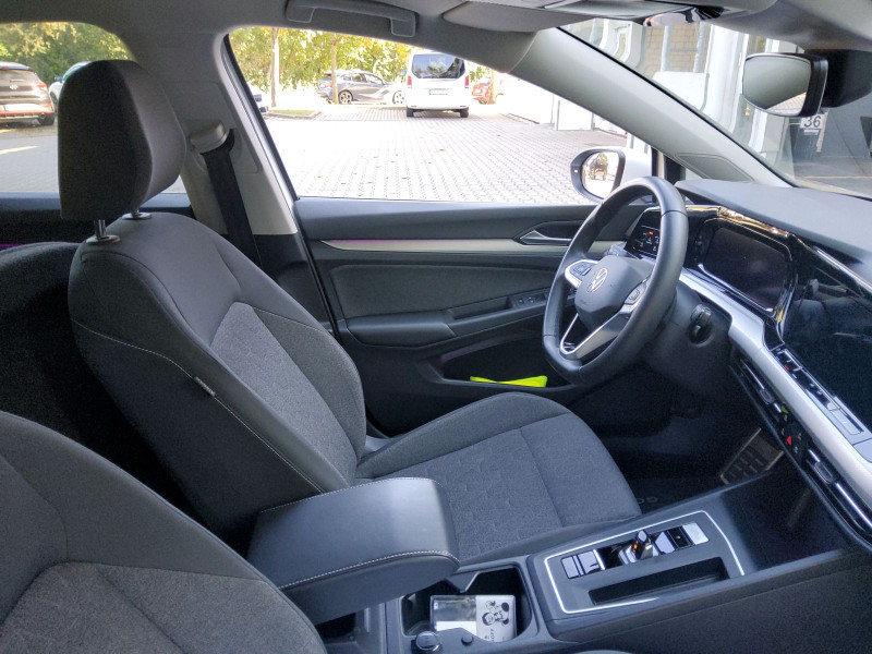 Bild 3: Volkswagen Golf 2.0 TDI DSG MOVE STDHZG AHK NAVI KAMERA