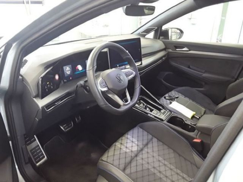 Bild 5: Volkswagen Golf 1.5 eTSI DSG R-LINE STDHZG KAMERA NAVI IQ.LIGHT