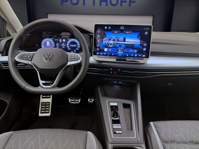 Bild 13: Volkswagen Golf 1.5 eTSI DSG ENERGY AHK SITZHZG KAMERA LED