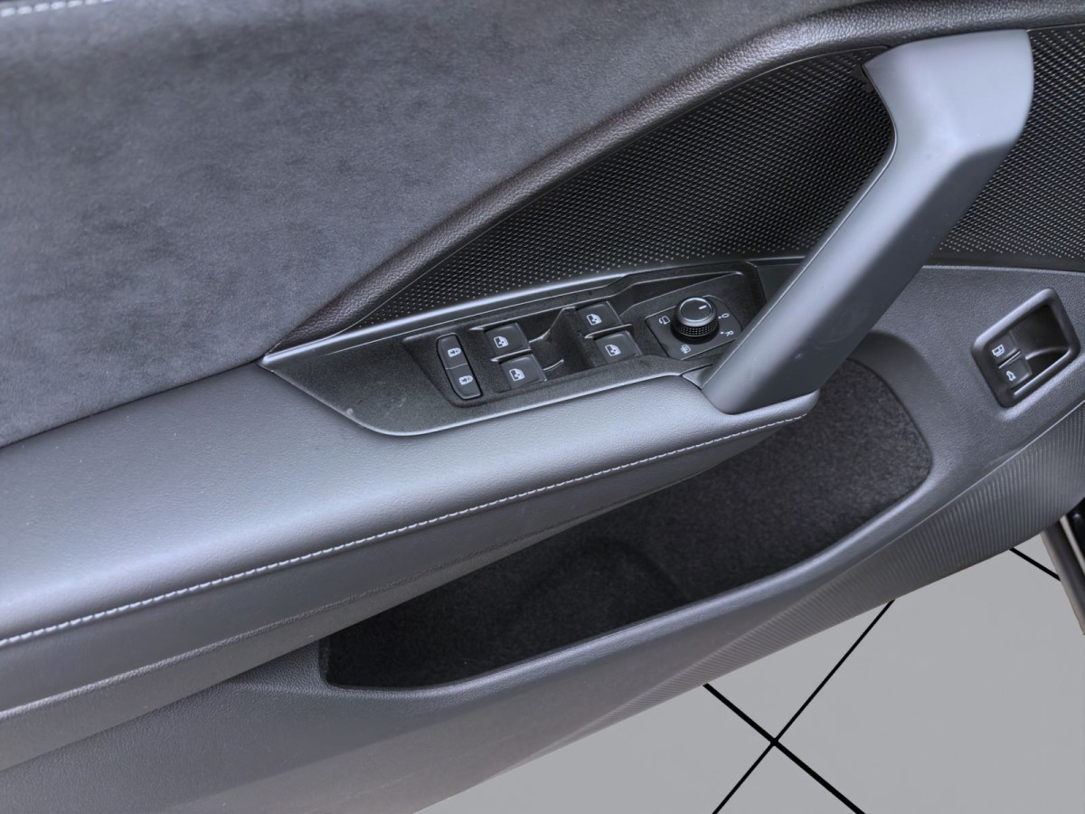 Thumb 10: Volkswagen Tayron 1.5 TSI eHybrid DSG R-LINE AHK KAMERA SITZHZG LED+