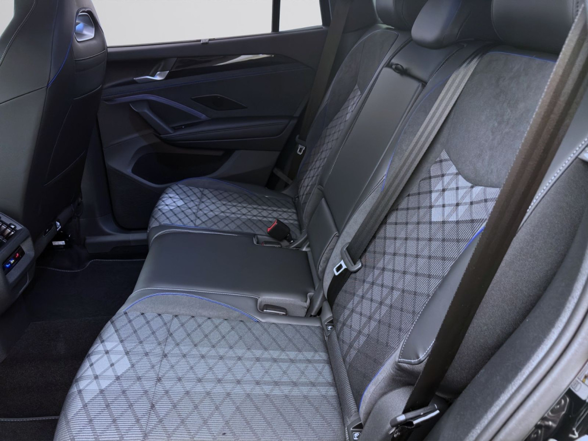 Thumb 15: Volkswagen Tayron 1.5 TSI eHybrid DSG R-LINE AHK KAMERA SITZHZG LED+