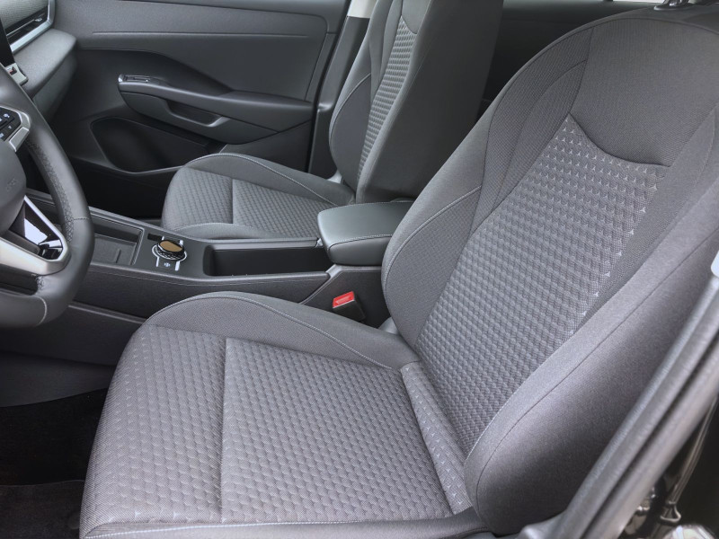 Bild 9: Volkswagen T-Roc 1.5 eTSI DSG LIFE NAVI KAMERA SITZHZG LED+