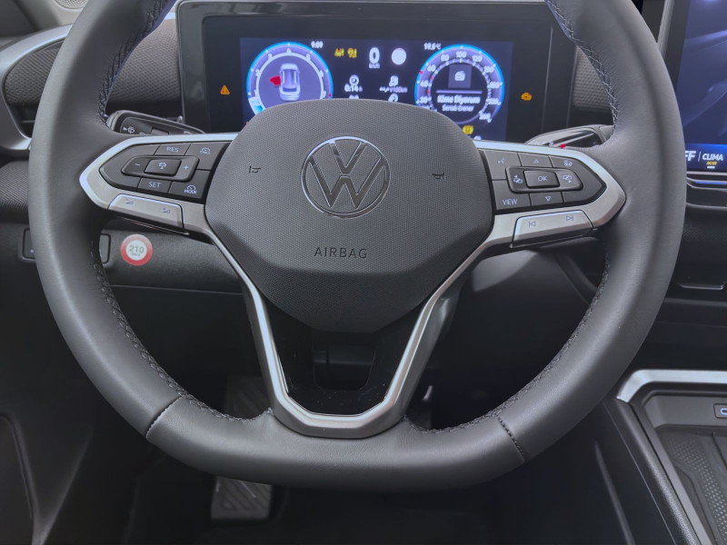Bild 12: Volkswagen T-Roc 1.5 eTSI DSG LIFE NAVI KAMERA SITZHZG LED+