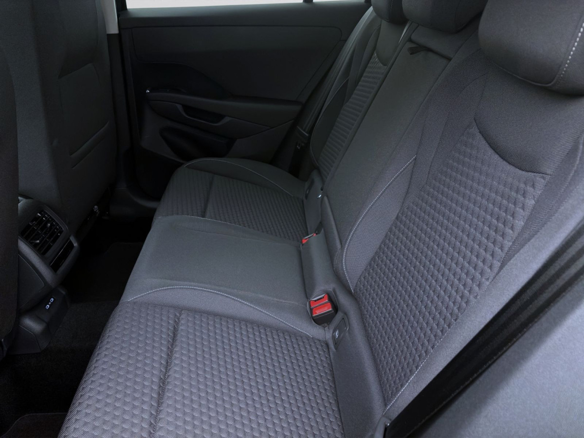 Thumb 15: Volkswagen T-Roc 1.5 eTSI DSG LIFE NAVI KAMERA SITZHZG LED+